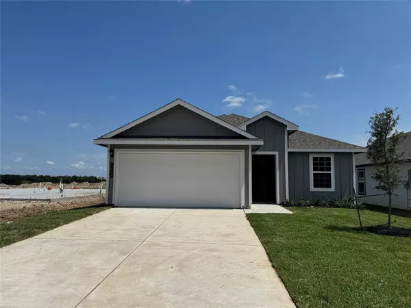 1228 Wilkins Valley ST, Brenham, TX 77833