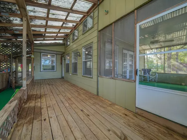 Huntsville, TX 77320,96 N Lakeside DR