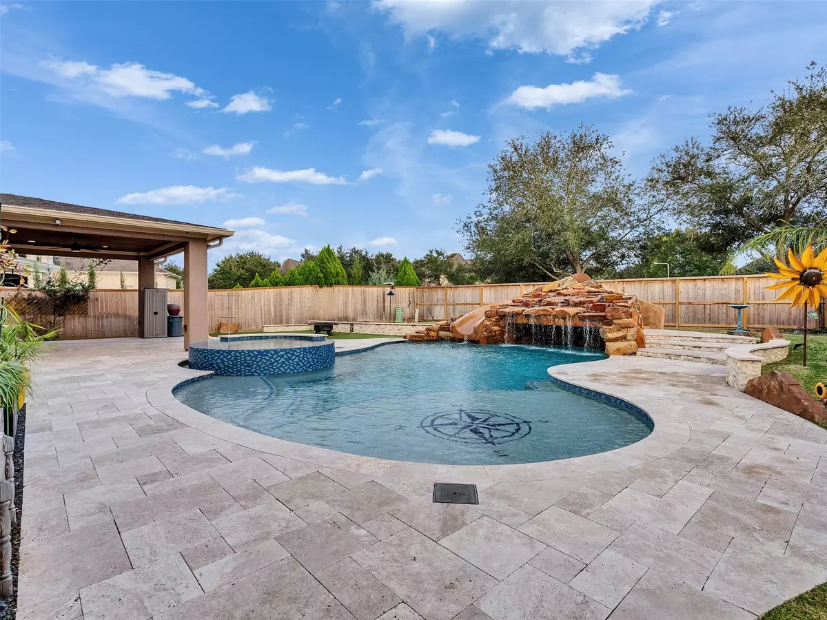 Friendswood, TX 77546,120 Bandera Creek LN