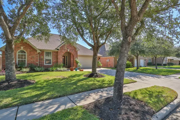 League City, TX 77573,864 Shoal Pointe LN