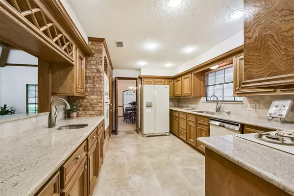 Pearland, TX 77581,2006 Washington Irving DR