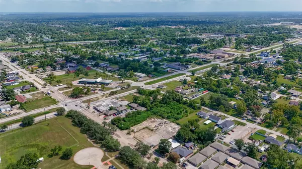 Houston, TX 77026,5806 Hirsch RD