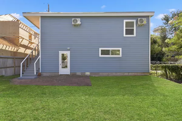 Galveston, TX 77550,1415 Ball