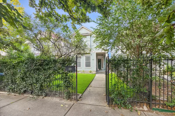 Houston, TX 77008,609 W 20th ST