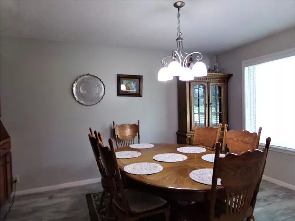 Weimar, TX 78962,407 W Huvar ST