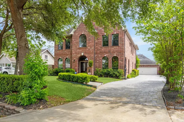 1015 W 41st ST, Houston, TX 77018