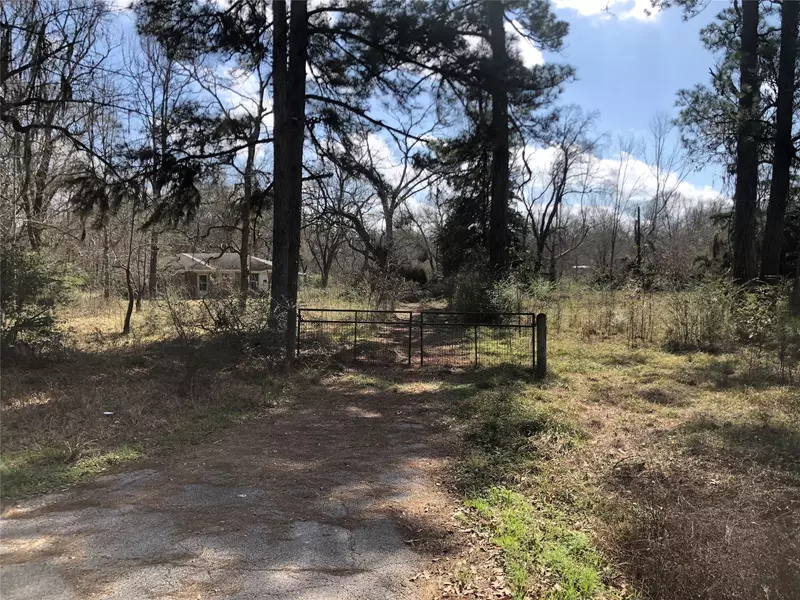 13284 Calhoun RD, Conroe, TX 77302