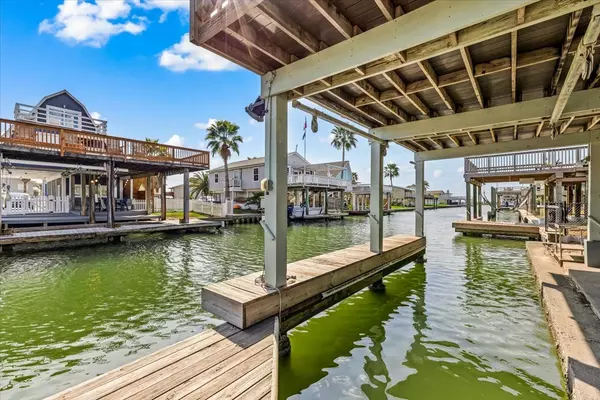 Jamaica Beach, TX 77554,16611 Bahama Way