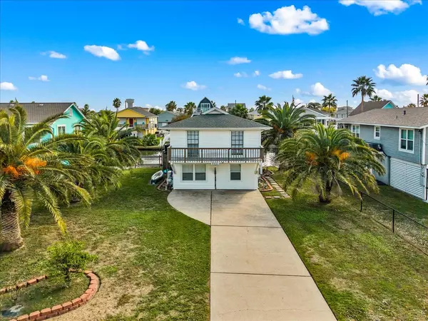 Jamaica Beach, TX 77554,16611 Bahama Way