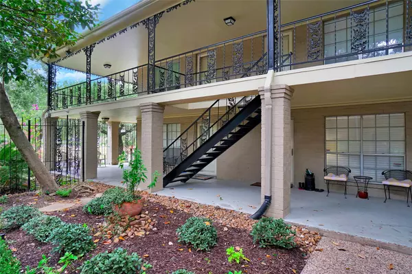 Houston, TX 77035,11550 Chimney Rock RD #324