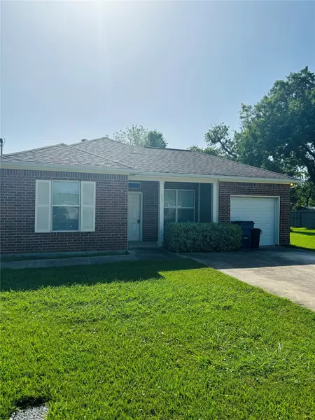 111 S Fulton ST, Texas City, TX 77591