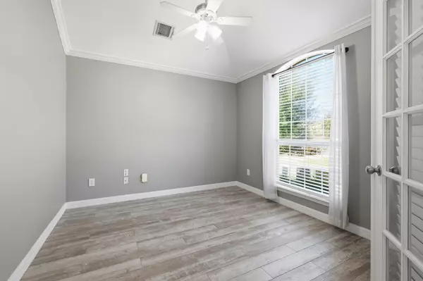 Conroe, TX 77304,1715 Round Oak LN