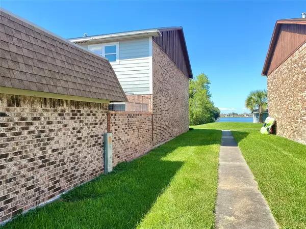 Texas City, TX 77591,8922 Glacier AVE