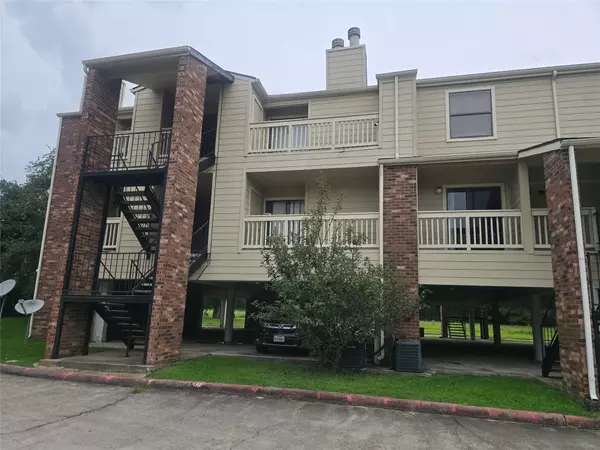 2501 gulf FWY #249D, Dickinson, TX 77539