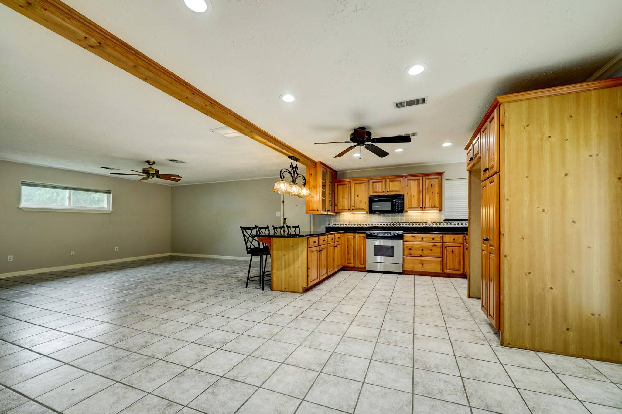 Sugar Land, TX 77498,13522 Oakwood LN