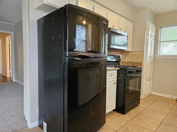 Houston, TX 77092,6018 Weeping Willow RD