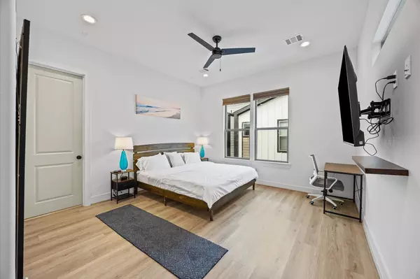 Houston, TX 77004,2331 Eagle ST