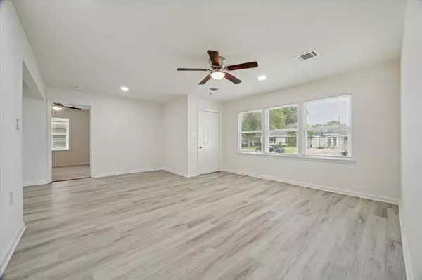 Texas City, TX 77590,3105 Babin DR