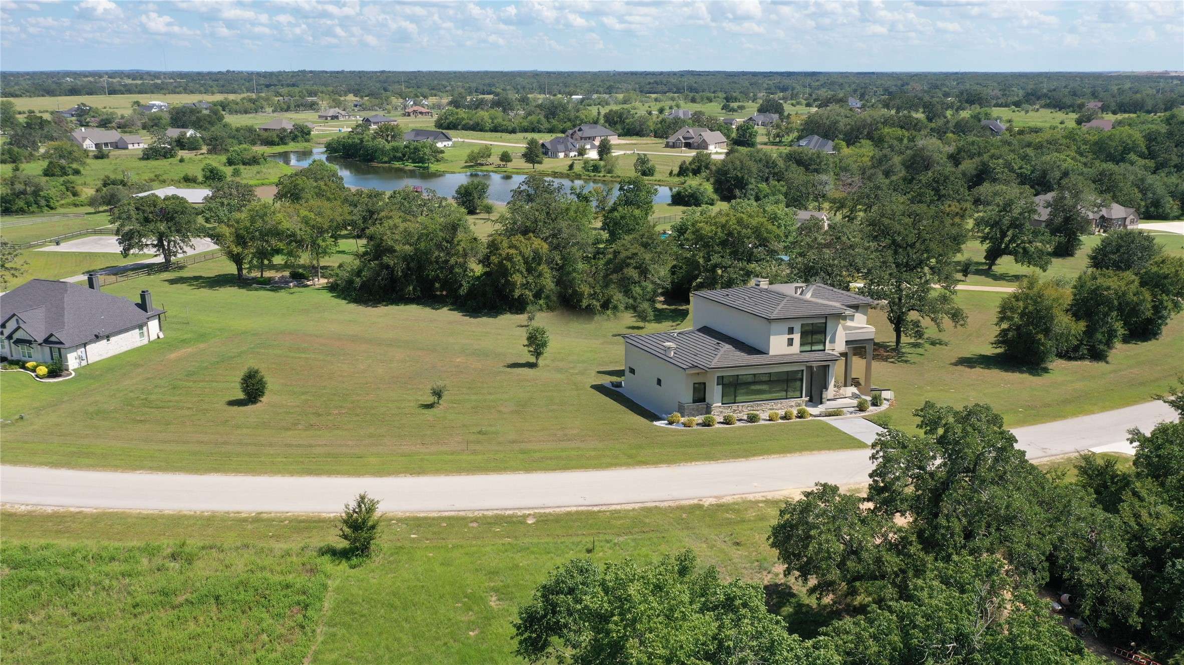 10289 Henley CV, Iola, TX 77861
