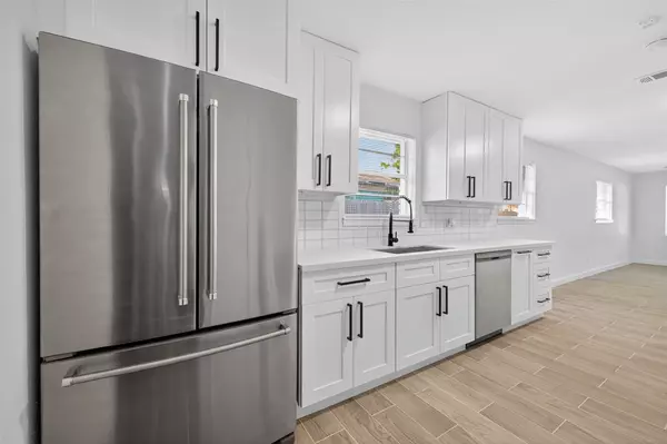 Houston, TX 77022,4543 Lelay CIR