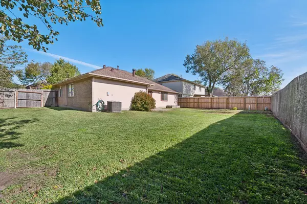 La Porte, TX 77571,9208 Mahan DR