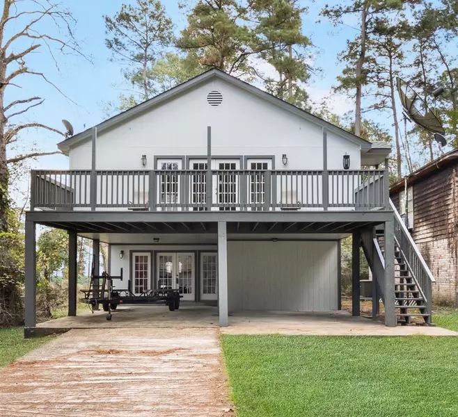 40 Forest Hollow, Trinity, TX 75862