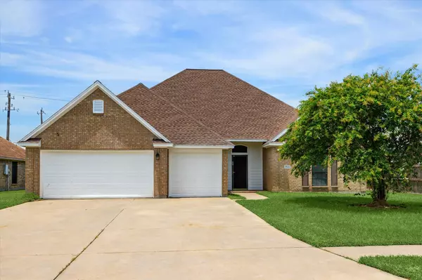 Lake Jackson, TX 77566,153 Indian Warrior TRL