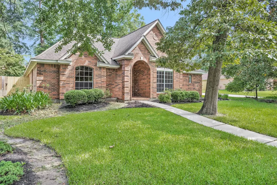 22 Robin TRL, Conroe, TX 77304