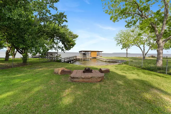 183 Lakeview DR S, Livingston, TX 77351