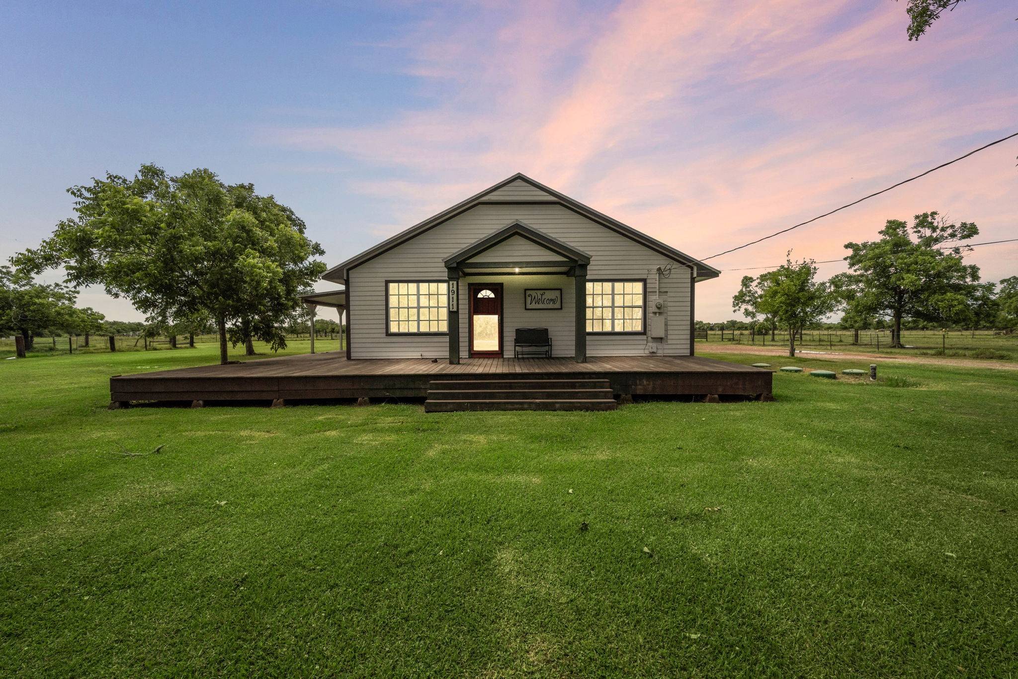 1911 County Road 159, Alvin, TX 77511