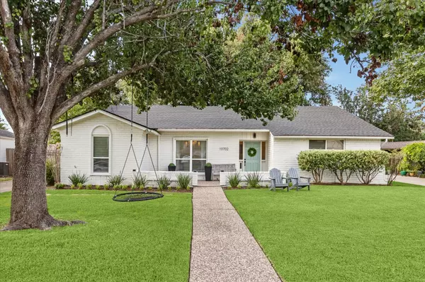 10702 Valley Forge DR, Houston, TX 77042