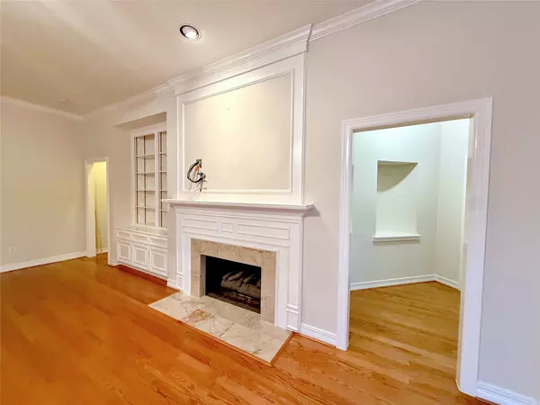 Sugar Land, TX 77479,7439 Guinevere DR