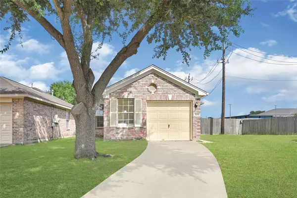 5216 Rockwood DR, Rosenberg, TX 77471