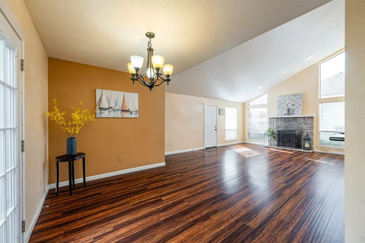 Stafford, TX 77477,607 Shady Dale DR