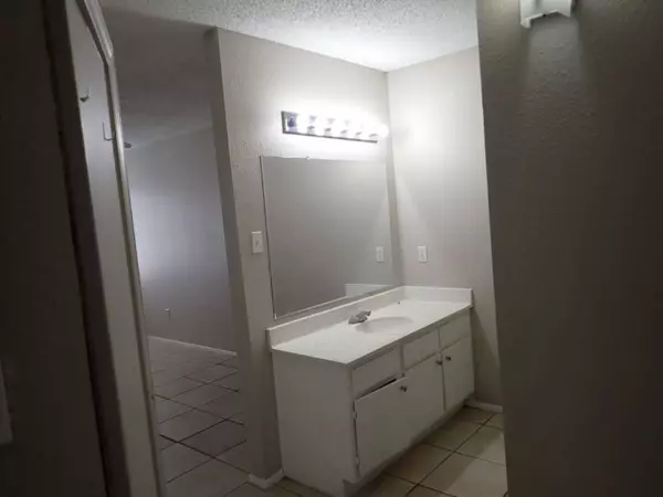 Houston, TX 77035,6383 Dryad DR #638