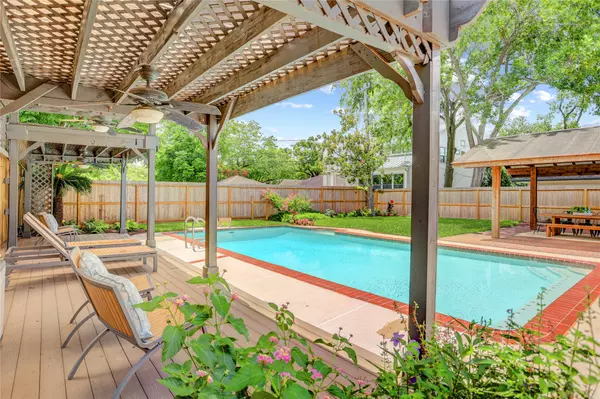 Houston, TX 77025,9015 Ilona LN