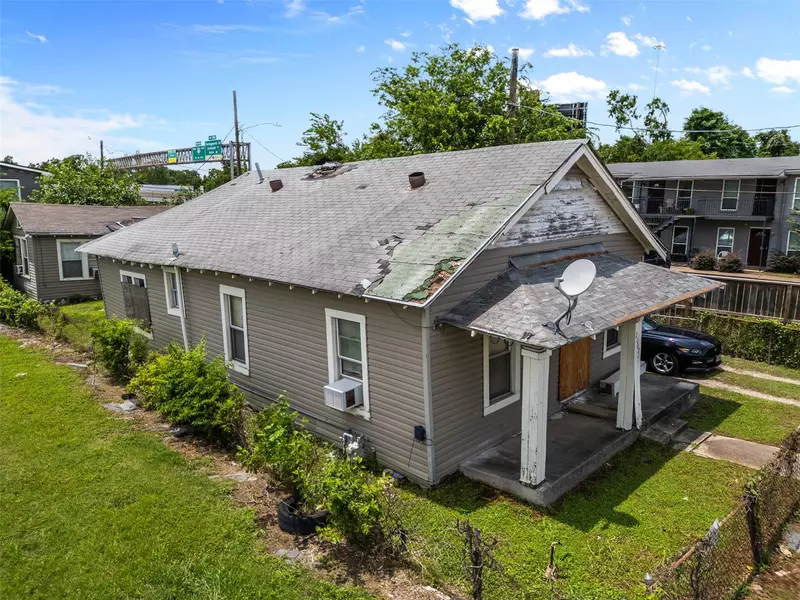 2007 Massie ST, Houston, TX 77026