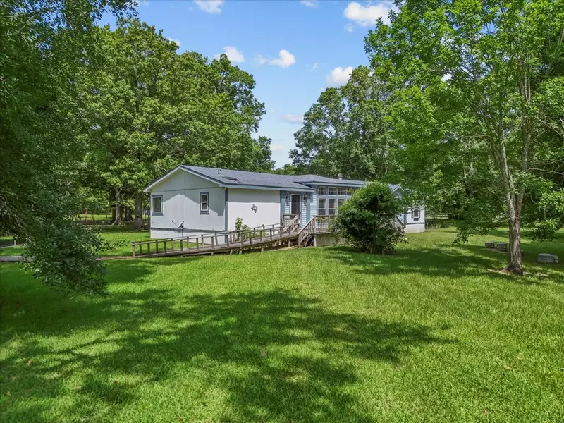 90 County Road 440, Dayton, TX 77535
