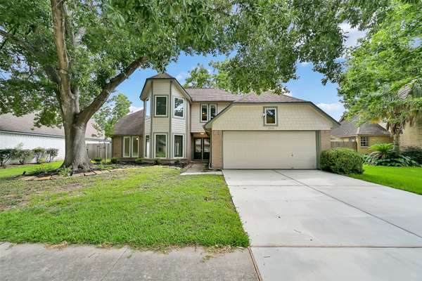 2909 Tower Bridge CT, Pearland, TX 77581