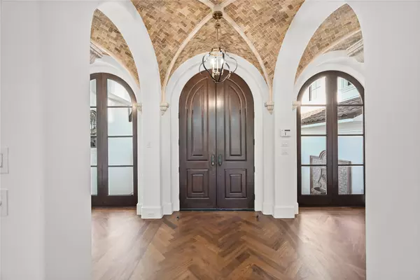 Houston, TX 77096,4811 Braesvalley DR