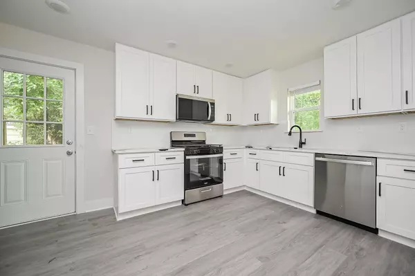 226 Hyta ST, Houston, TX 77018