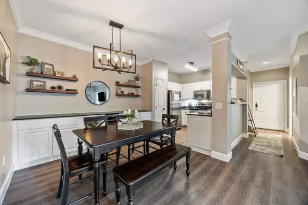 Houston, TX 77019,3231 Allen Pkwy #6106