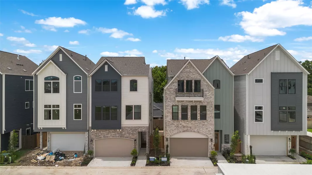 1715 Bologna LN, Houston, TX 77055