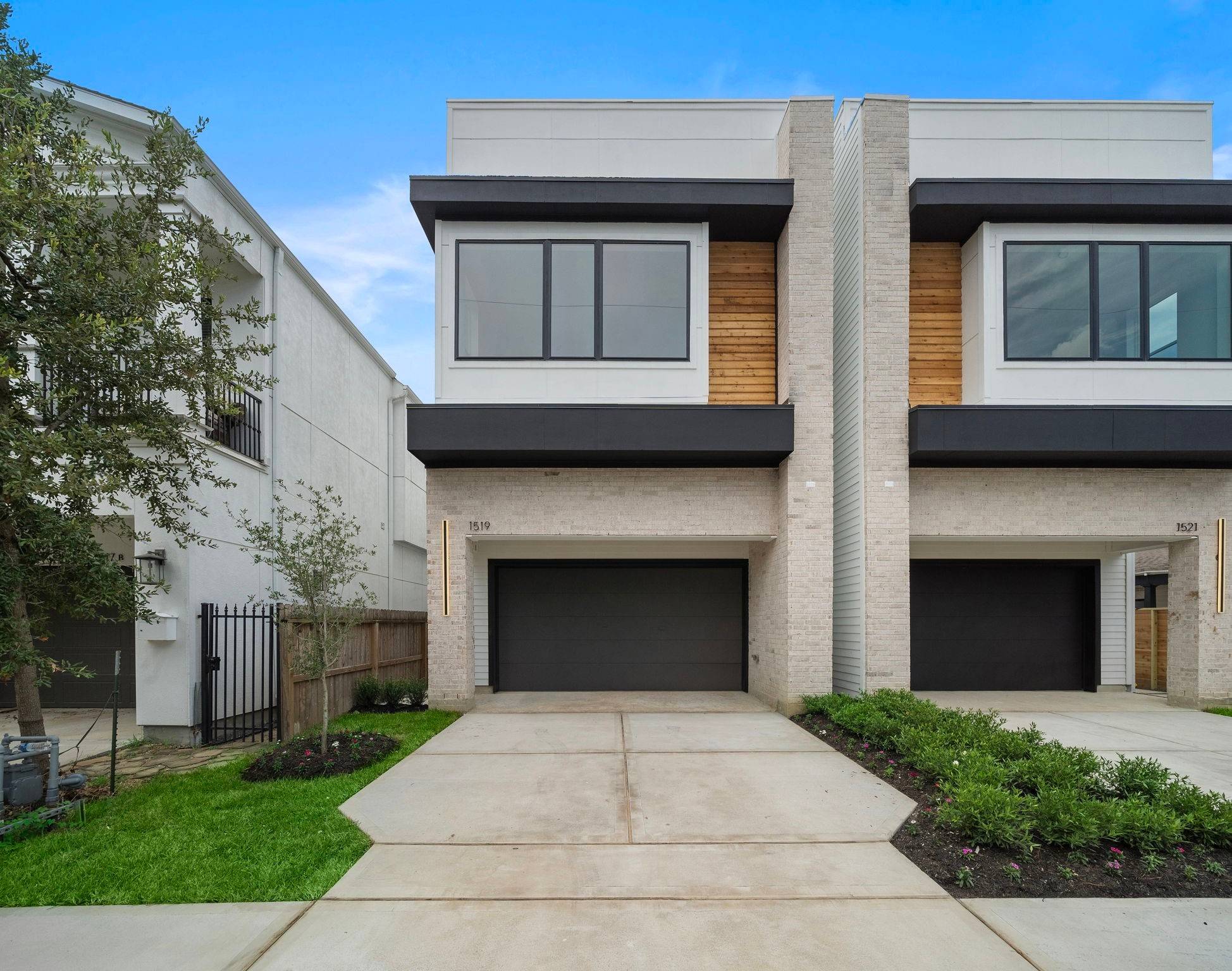 834 W 19th ST, Houston, TX 77008