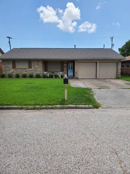 2321 27th AVE N, Texas City, TX 77590