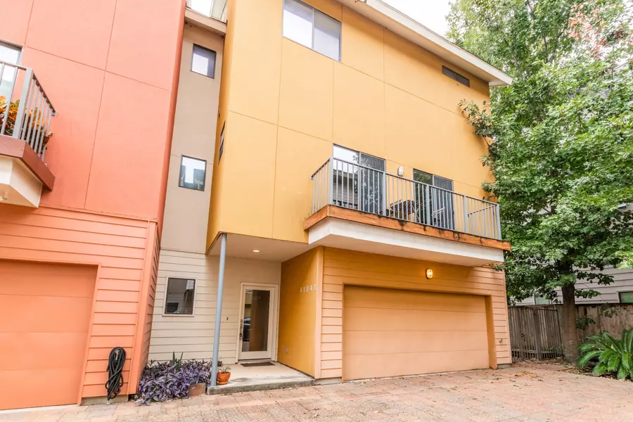 4104 Spencer ST #B, Houston, TX 77007