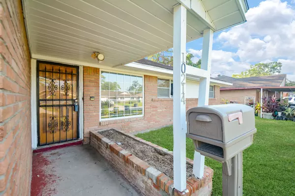 Houston, TX 77016,10214 Rockaway DR