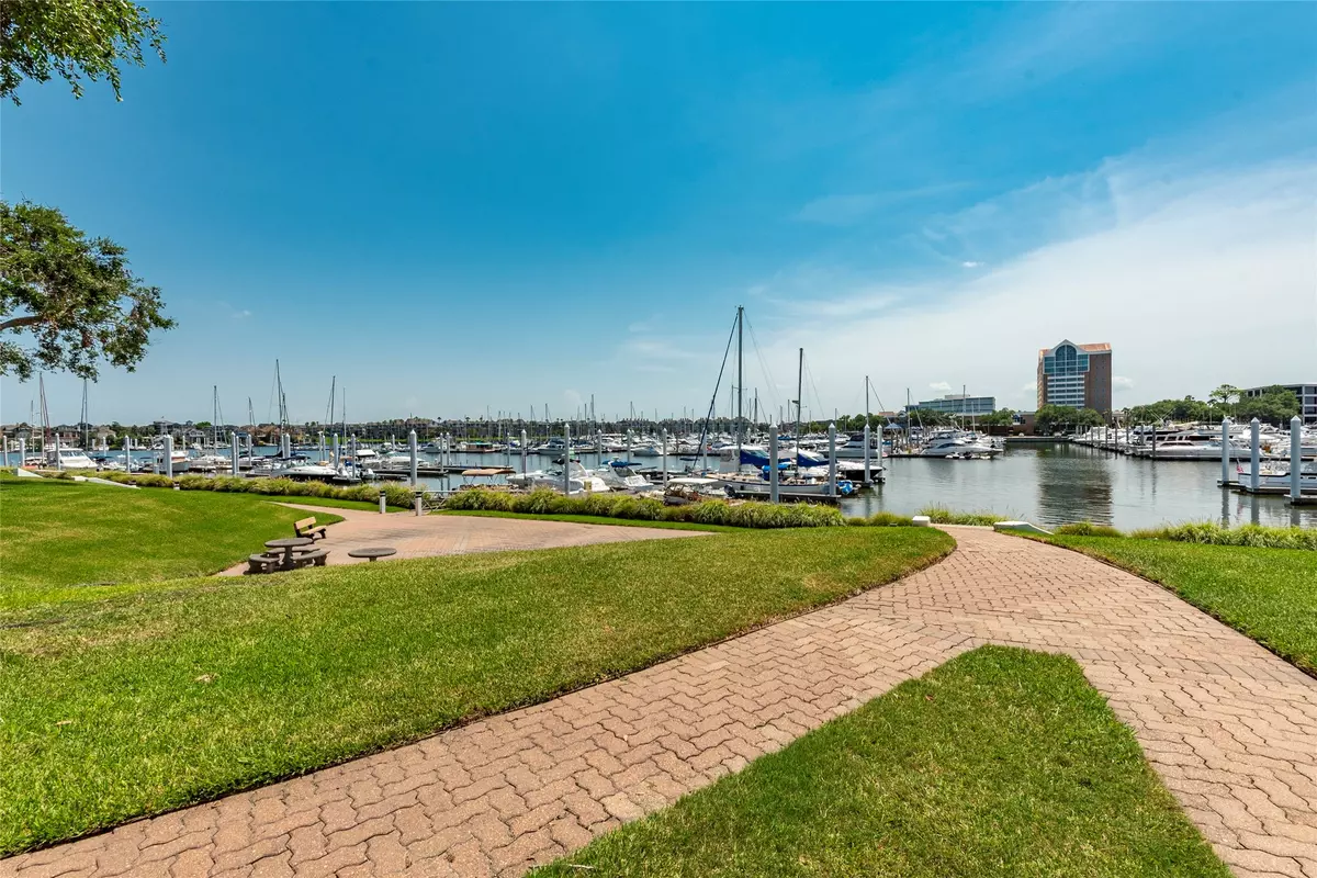 League City, TX 77573,2037 Enterprise Avenue