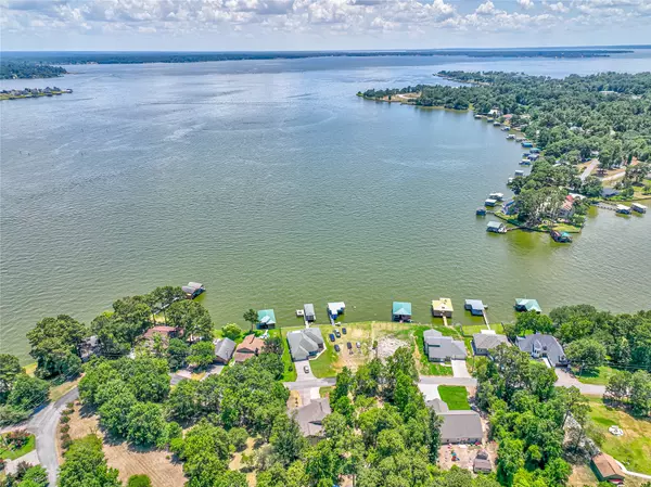 Onalaska, TX 77360,341 Lakefront DR