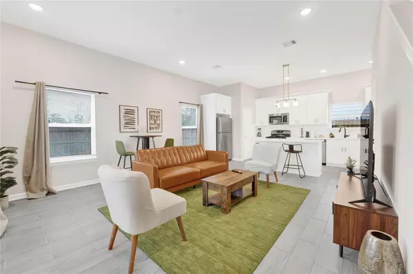 Houston, TX 77016,6320 Laura Koppe RD